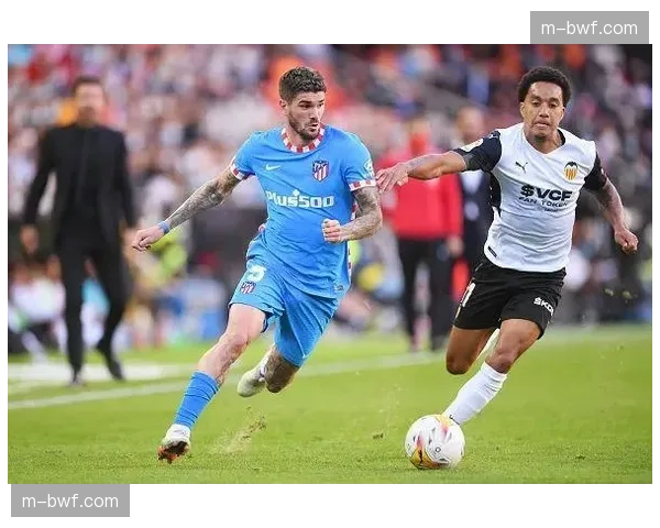 战术述评：维拉败走伦敦碗，中场失控导致反击无从发起